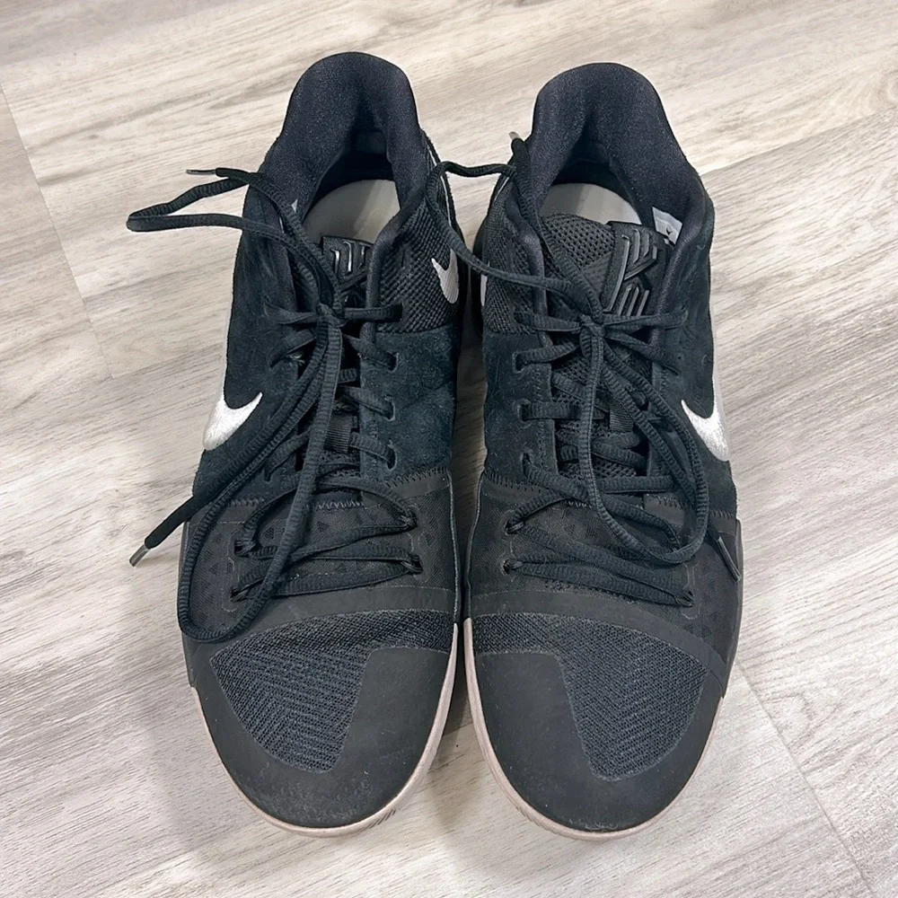 Nike Kyrie 3 Black Suede Quilted Embroidered Swoosh 852395-010 Collector Edition